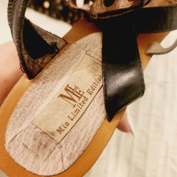 MIA limited  edition black leather studded gladiator high heel sandal size 8 - Picture 4 of 9